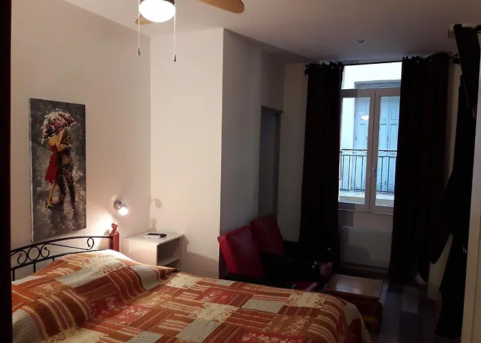 Mason D'hotes La Re'belle Bed & Breakfast *