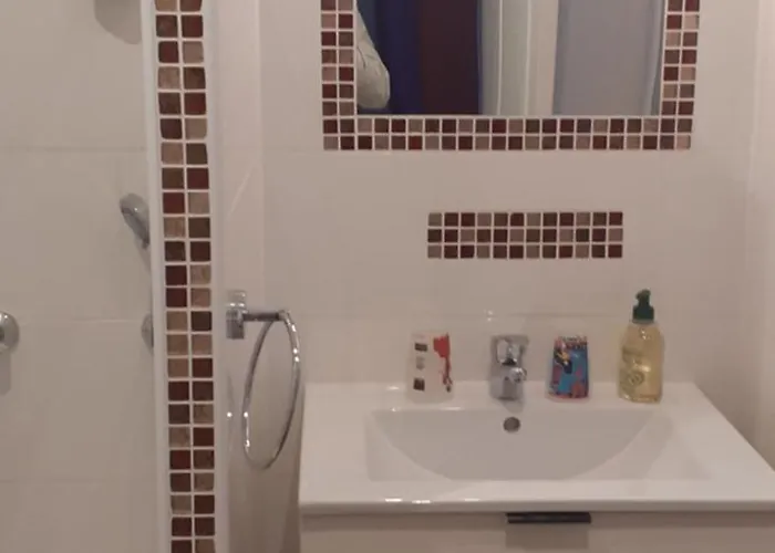 Mason D'hotes La Re'belle *